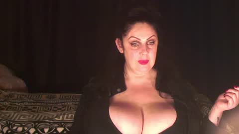 Sarah online show from March 2026 11:17:01 PM