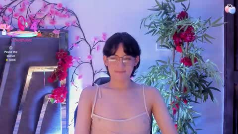 B L A C K  R O S E  online show from November 2025 11:57:02 AM