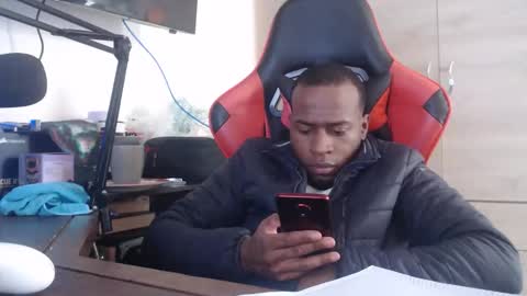 Black online show from February 2026 06:47:02 PM