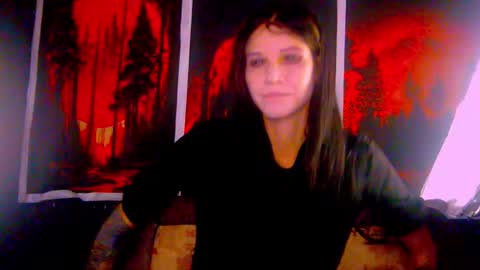 Kristin online show from November 2025 01:48:01 PM