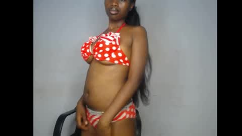 Snapshot of blackbeauty60 chatting on March 2026 06:02:01 AM lela online show from March 2026 06:02:01 AM