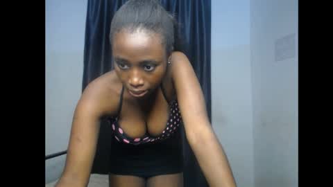 Snapshot of blackbeauty60 chatting on April 2026 05:31:02 PM lela online show from April 2026 05:31:02 PM