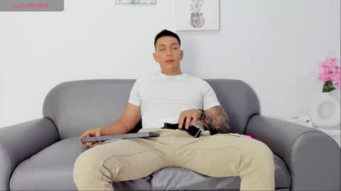 Snapshot of blackbullger_ chatting on October 2025 11:29:02 AM Max online show from October 2025 11:29:02 AM