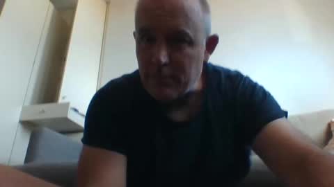 Snapshot of blackdog71 chatting on January 2025 10:40:01 PM blackdog71 online show from January 2025 10:40:01 PM