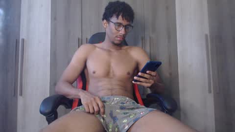 Blackguy720 online show from December 2024 03:41:01 PM