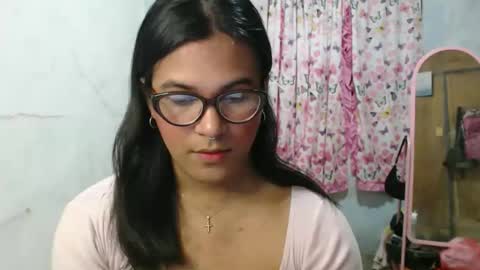 Ellez online show from February 2026 06:03:01 PM