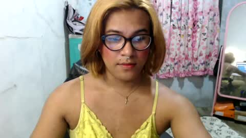 Ellez online show from July 2026 06:57:01 PM