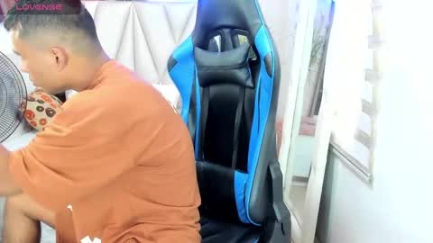 Snapshot of blacksex_boy chatting on January 2025 03:32:01 PM Marlon online show from January 2025 03:32:01 PM