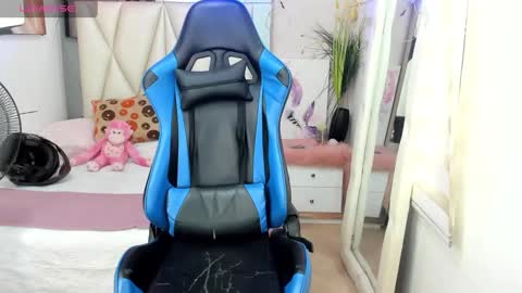 Snapshot of blacksex_boy chatting on February 2025 04:11:02 PM Marlon online show from February 2025 04:11:02 PM