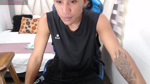 Snapshot of blacksex_boy chatting on February 2025 07:05:01 PM Marlon online show from February 2025 07:05:01 PM