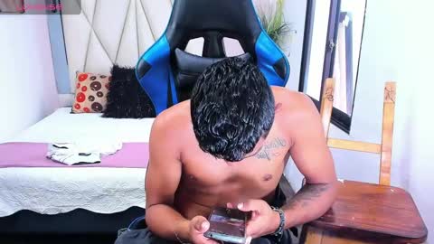 Snapshot of blacksex_boy chatting on February 2025 09:36:01 PM Marlon online show from February 2025 09:36:01 PM