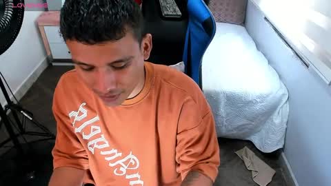 Snapshot of blacksex_boy chatting on September 2025 04:50:01 PM Marlon online show from September 2025 04:50:01 PM