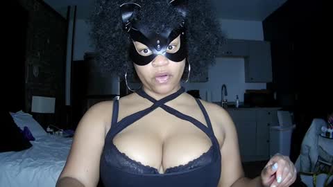 Queen Siren online show from January 2025 10:43:02 PM