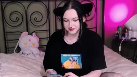 blacky_tea online show from October 2025 06:16:02 PM