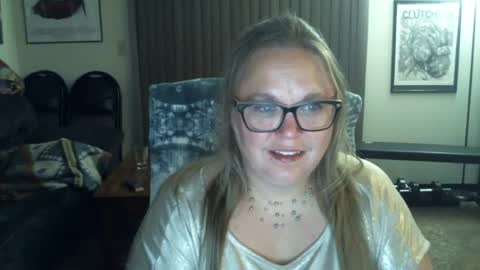 Snapshot of bladesizzo3111 chatting on June 2026 05:31:01 AM bladesizzo3111 online show from June 2026 05:31:01 AM