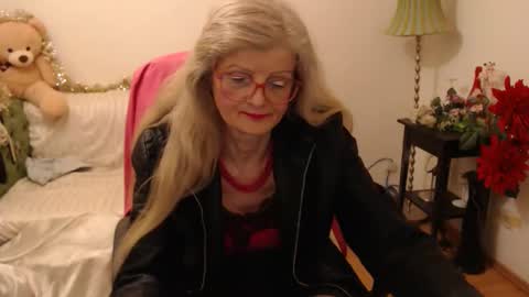 Snapshot of blairfort chatting on December 2024 10:58:01 PM blairfort online show from December 2024 10:58:01 PM