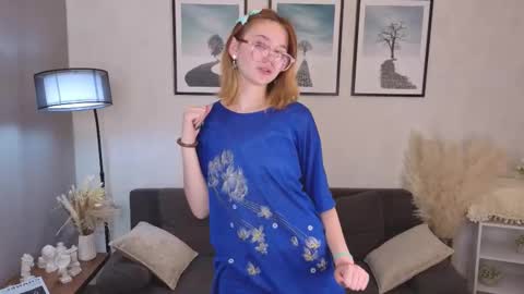 Eliza online show from October 2025 10:07:01 AM