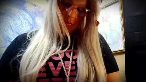 Snapshot of blakelytgirl chatting on June 2026 08:51:01 AM Blakely Morningstar online show from June 2026 08:51:01 AM
