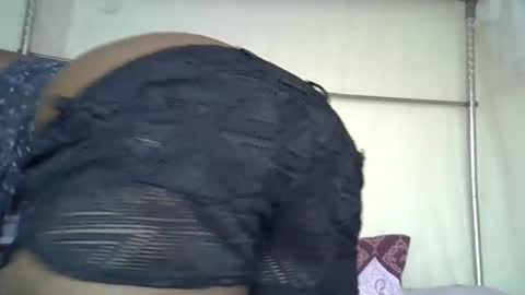 Snapshot of blaqgirl_ chatting on March 2026 05:00:02 AM blaqgirl_ online show from March 2026 05:00:02 AM