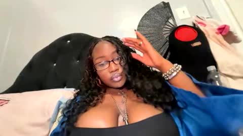 Snapshot of blasiangyal chatting on May 2026 01:54:02 AM blasiangyal online show from May 2026 01:54:02 AM