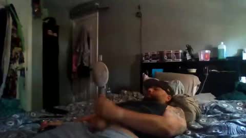 Snapshot of blaze2472 chatting on June 2026 04:35:01 PM blaze2472 online show from June 2026 04:35:01 PM