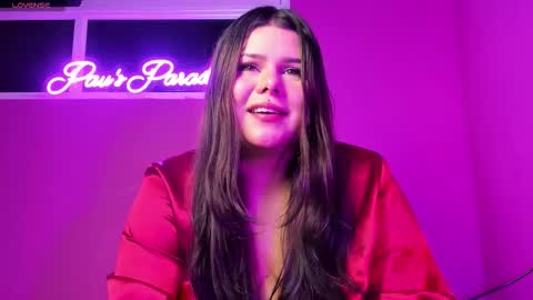 Pau online show from December 2025 02:09:02 AM