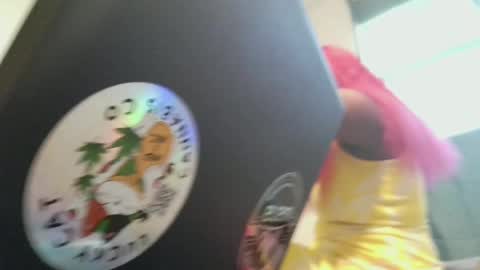 Bleuk online show from June 2026 06:36:01 PM
