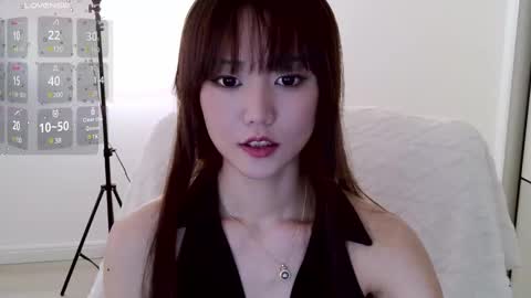 YoYo online show from December 2024 04:07:02 AM