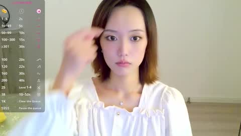 YoYo online show from October 2025 02:32:01 AM