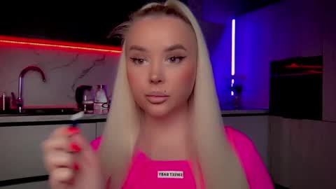 Lana online show from January 2025 04:48:02 AM