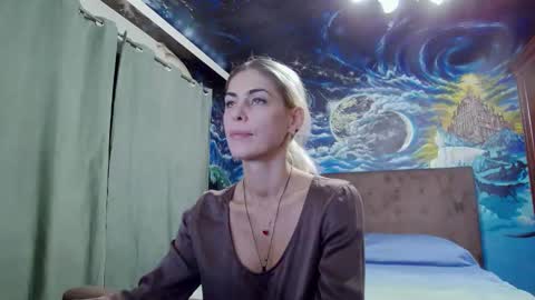 Snapshot of blonde4pasion chatting on September 2025 06:20:02 PM blonde4pasion online show from September 2025 06:20:02 PM