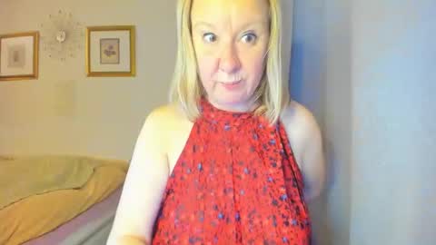 Nicole online show from February 2025 05:16:02 PM