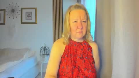 Nicole online show from March 2025 04:14:02 PM