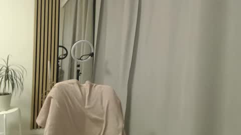 Nicole online show from February 2026 05:40:02 PM