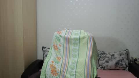 Mr Blond online show from December 2025 07:10:02 PM