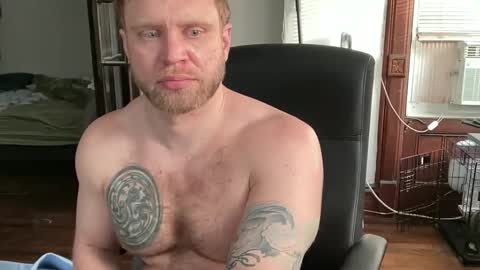 blondebluebear online show from February 2026 08:58:01 PM