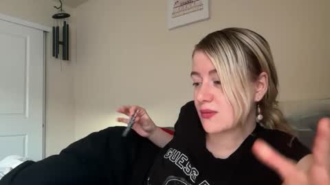 blondebunny999 online show from February 2026 11:38:01 PM