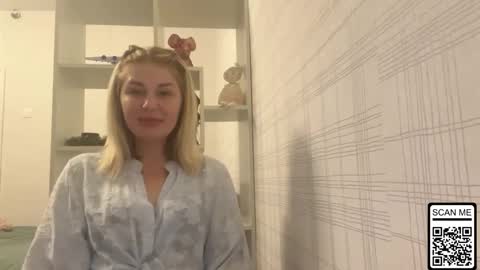 blondie_xoxoxo online show from November 2025 08:03:01 PM