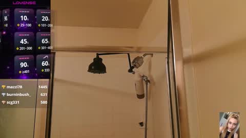 Bubbles online show from November 2025 09:25:02 PM