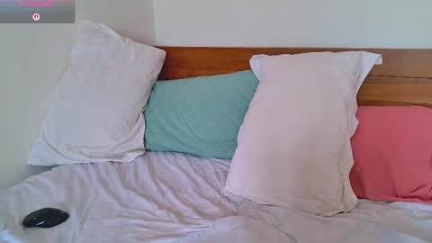 Sasha online show from October 2025 06:24:02 AM