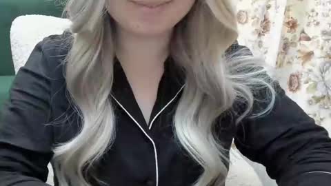 Snapshot of blondymargaret chatting on February 2025 04:24:02 PM blondymargaret online show from February 2025 04:24:02 PM