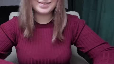 Snapshot of blondymargaret chatting on November 2025 11:43:02 AM blondymargaret online show from November 2025 11:43:02 AM
