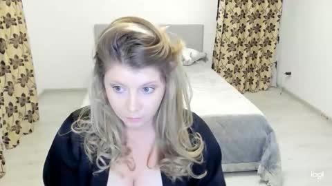 blondysarah online show from March 2026 09:11:01 PM