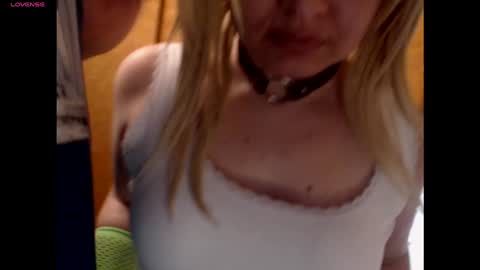 Blontsex online show from January 2025 07:03:01 PM