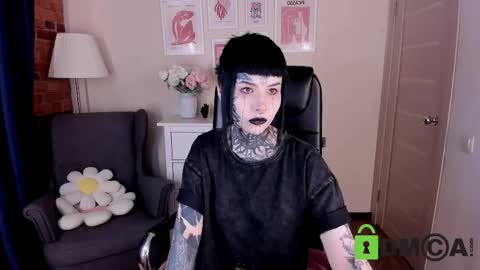 Snapshot of blood__mary chatting on May 2026 10:20:02 AM Mary online show from May 2026 10:20:02 AM