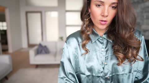 Emma Bloom online show from January 2025 08:36:02 PM