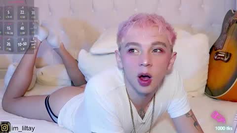 Snapshot of blue_boy_1 chatting on March 2025 12:54:02 AM TAY online show from March 2025 12:54:02 AM