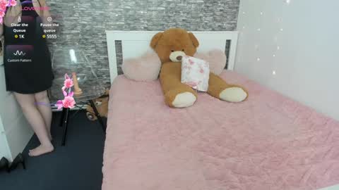Snapshot of blue_candy28 chatting on January 2025 11:00:01 PM blue candy28 online show from January 2025 11:00:01 PM