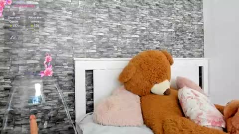 Snapshot of blue_candy28 chatting on February 2025 01:41:01 AM blue candy28 online show from February 2025 01:41:01 AM