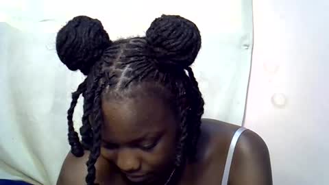 blue_savagee online show from October 2025 06:16:02 AM